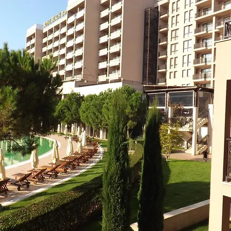 Private In Royal Beach